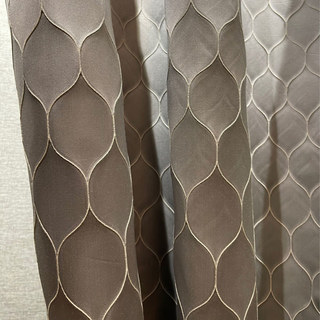 Drewdrop Jacquard Ogee Geometric Champagne Mocha Blackout Curtain 3